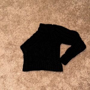 One should knitted sweater